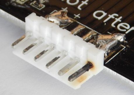 Abgerauchter Stecker