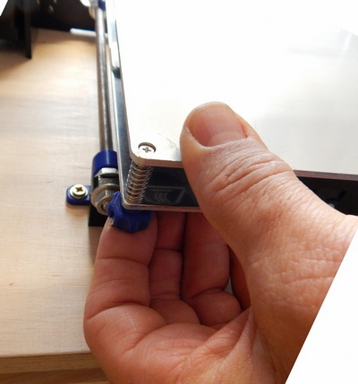 Fluegelmutter mit Druckteil