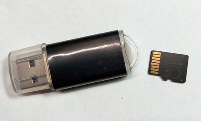 TF-Karte mit Adapter